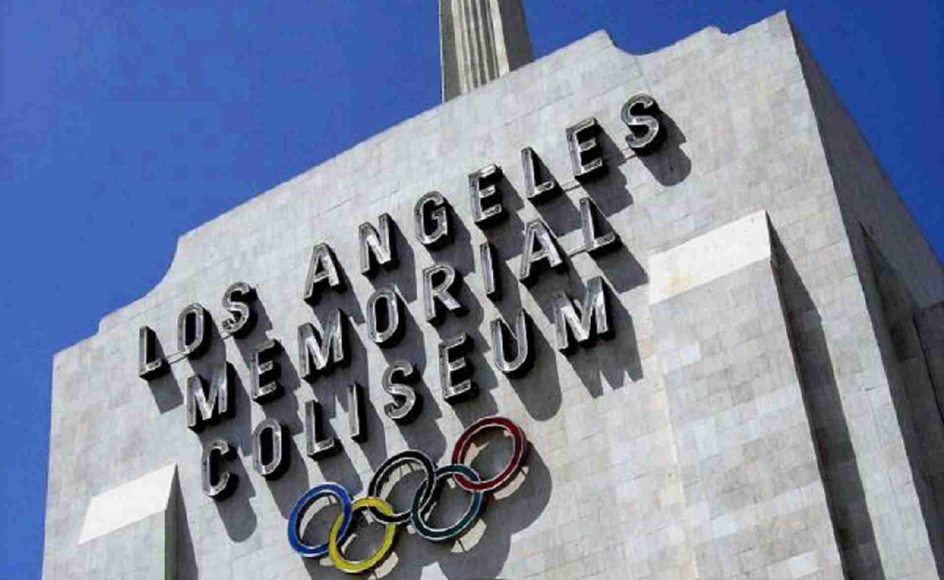 A los angelesi Memorial Coliseum bejárata. 
Forrás: wikipedia.org
