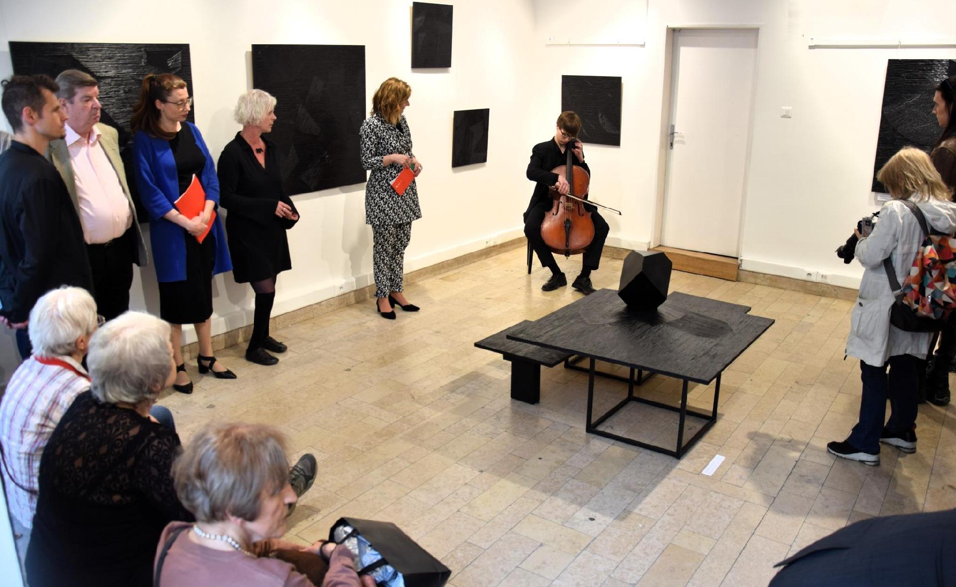 Mozivászontól koncertteremig: pezsgő magyar kulturális jelenlét Csehországban