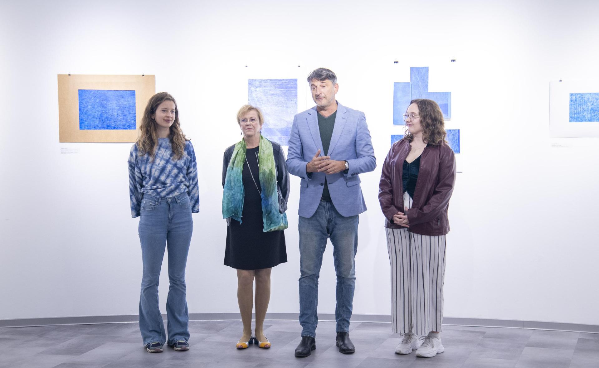 Lüktető csend – Faltis Roberta és Ana Šeruga kiállítása