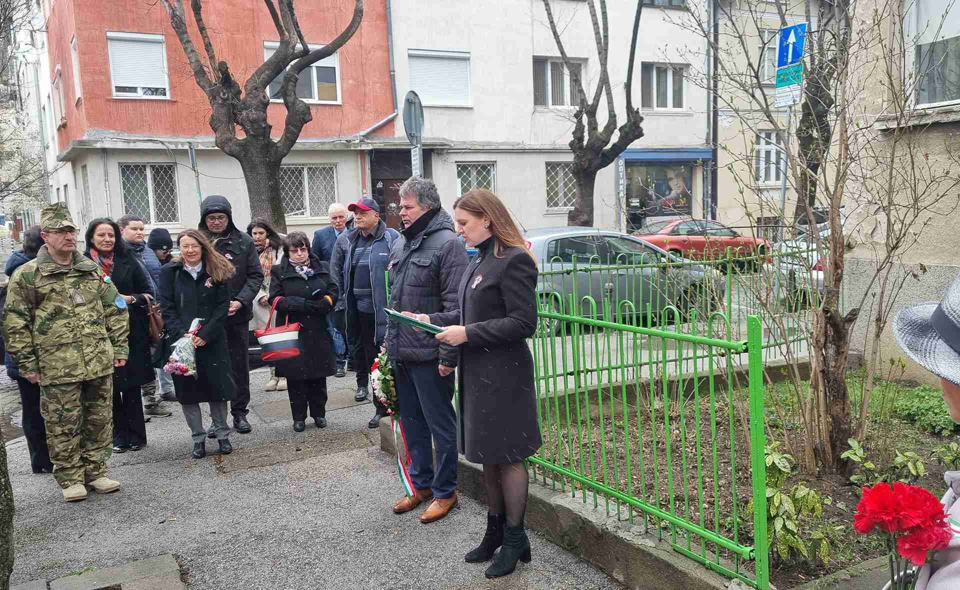 Fotóalbum: Nemzeti ünnepünk, koszorúzás Szófiában | 03.16.