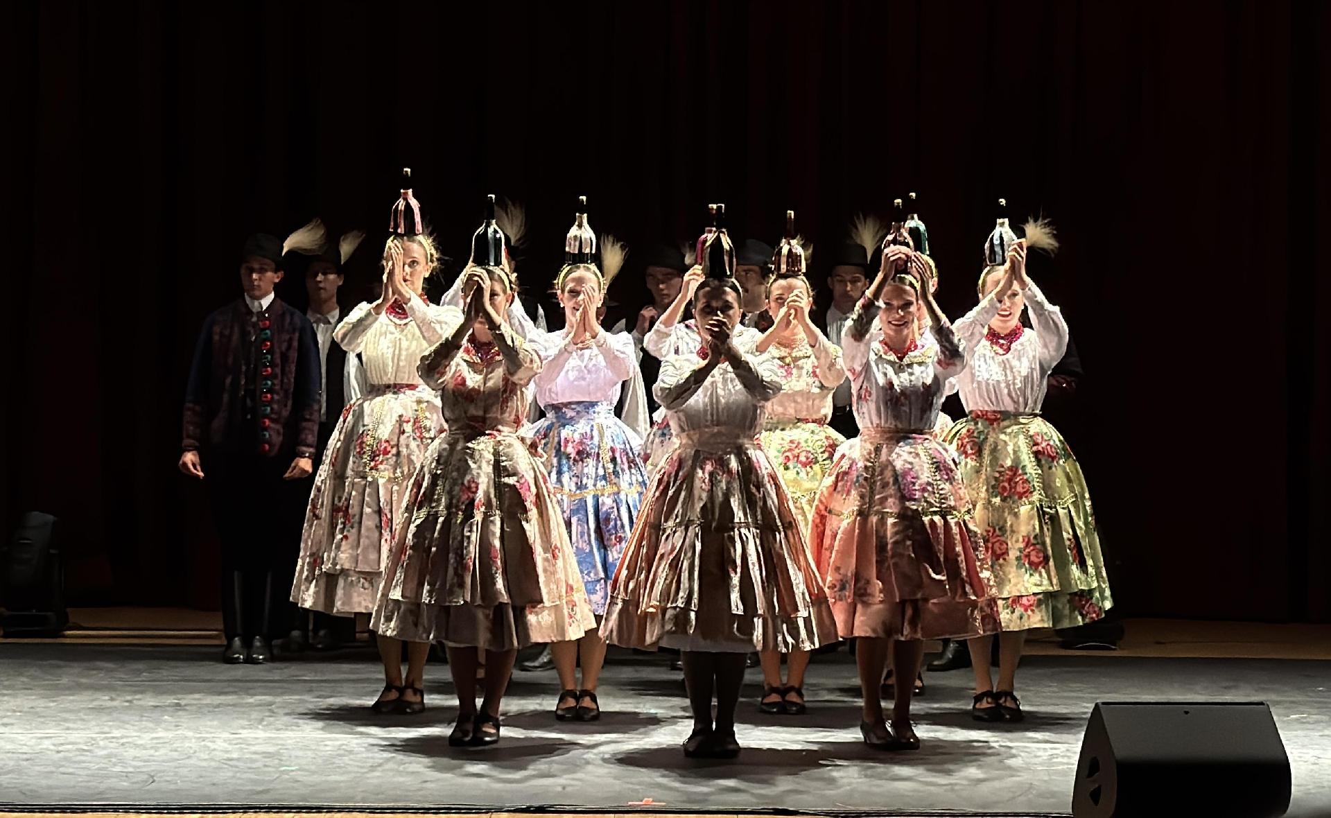 포라스 국립 무용단 한국 투어 성료