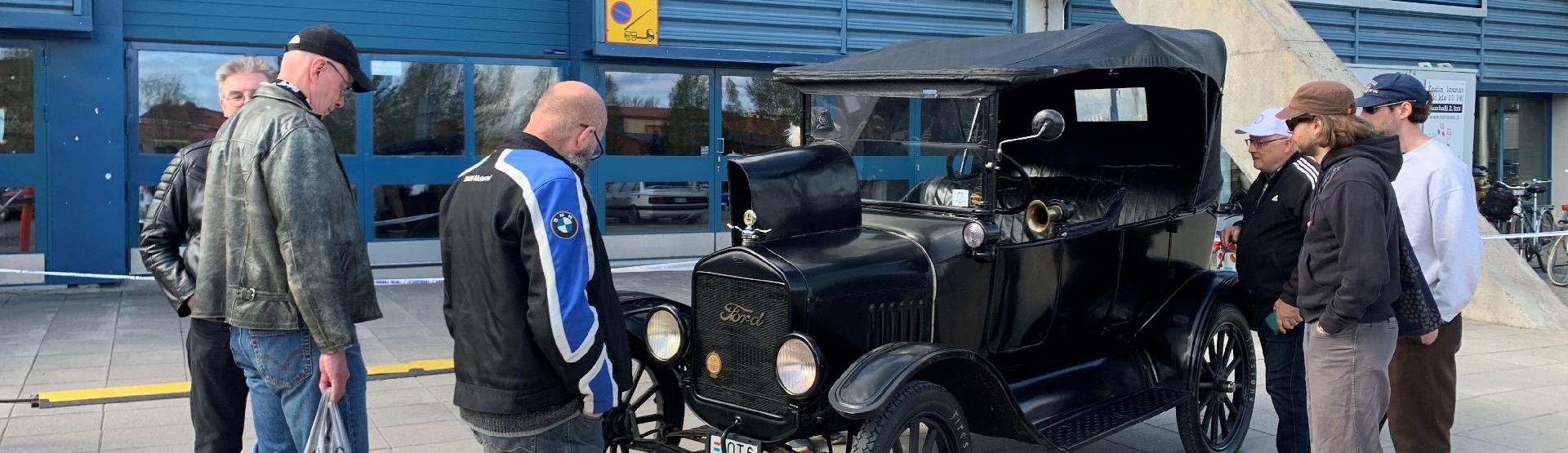 Poetry and Retro Nostalgia – Memorable Spring Events at the Liszt Institute Helsinki