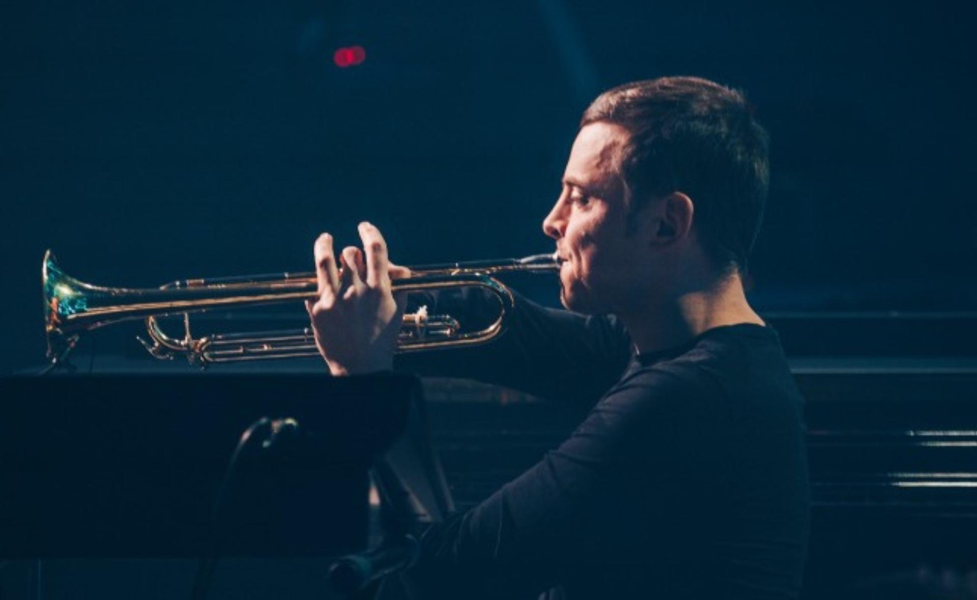 Hungarian Trumpet Player Lőrinc Barabás in New York