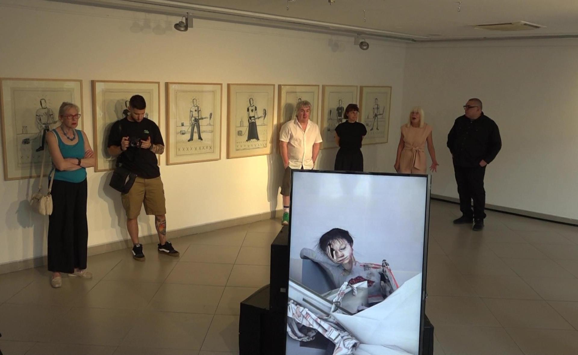 U Novom Sadu je otvoren međunarodni festival savremene umetnosti „Dunavski dijalozi”.