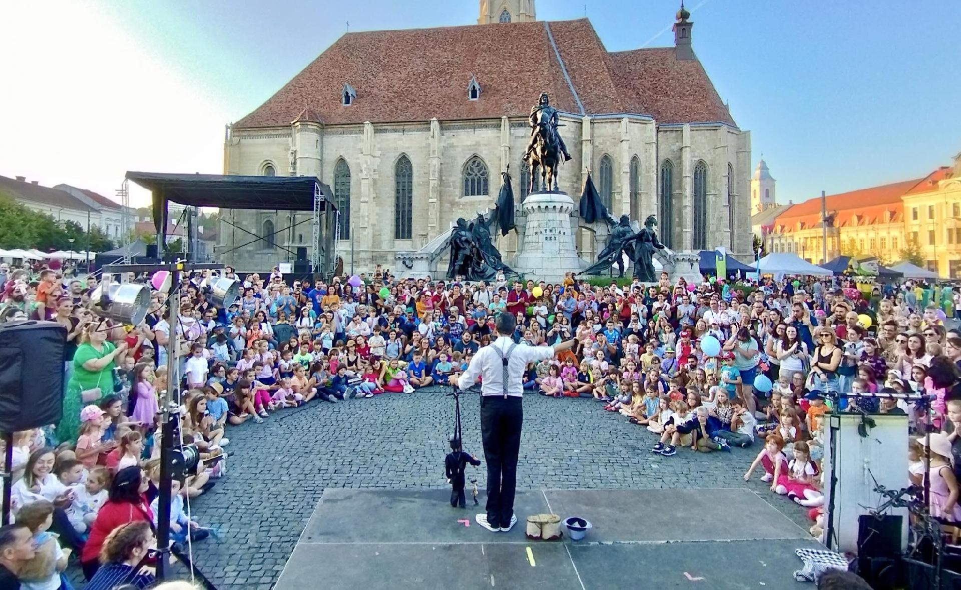 "The Budapest Marionettes" 