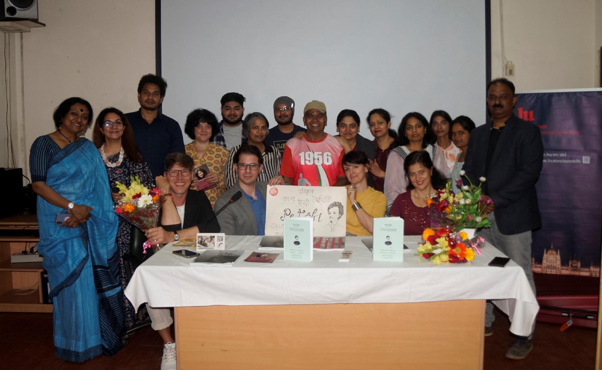 Magyar szerzők látogatása a Delhi Egyetem Szlavisztikai és Finno-Ugrisztikai Tanszékén