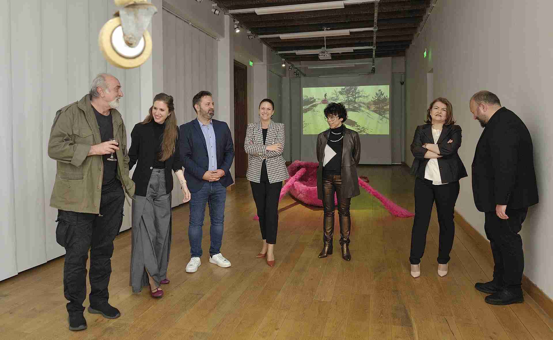 Tasnádi József, Miskédi Szandra, Süli-Zakar Szabolcs, Vizi Katalin, Jaroszlava Bubnova, Nadezsda Dzsakova, Puskás István. Fotó: Boriszlav Csernev
