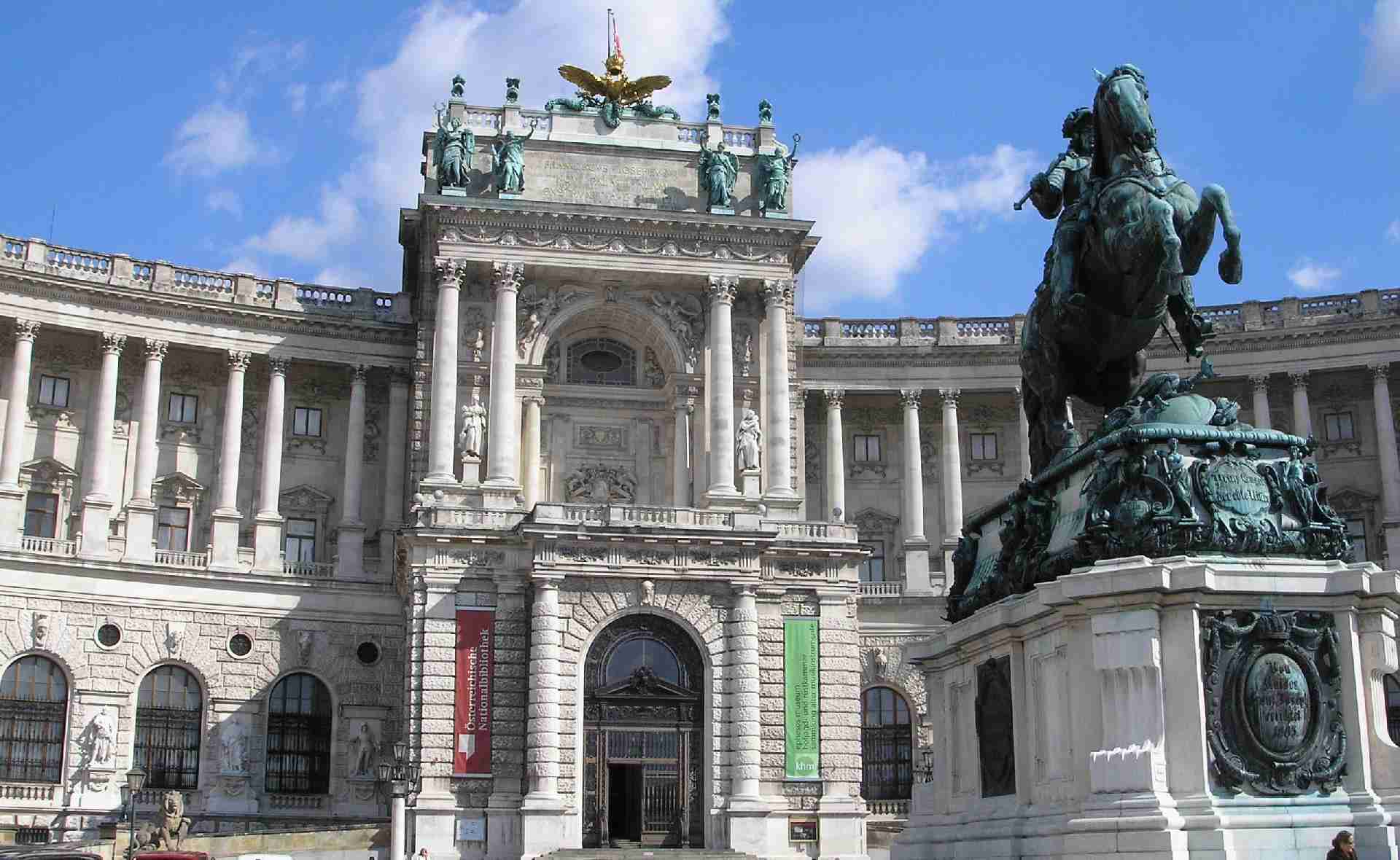 Österreichische Nationalbibliothek und die Hofjagd- und Rüstkammer