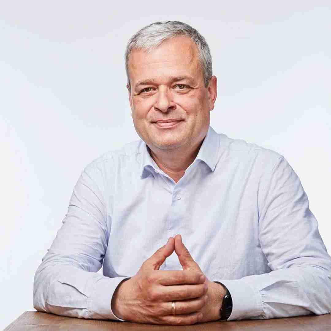 Zoltán Kovács