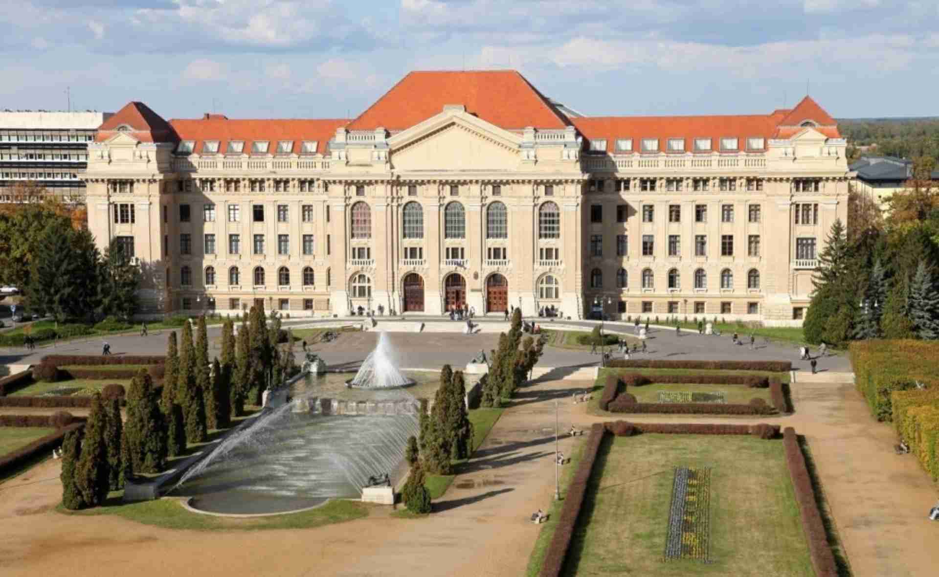 Debrecen Summer School -  Scholarship Opportunity in Hungary