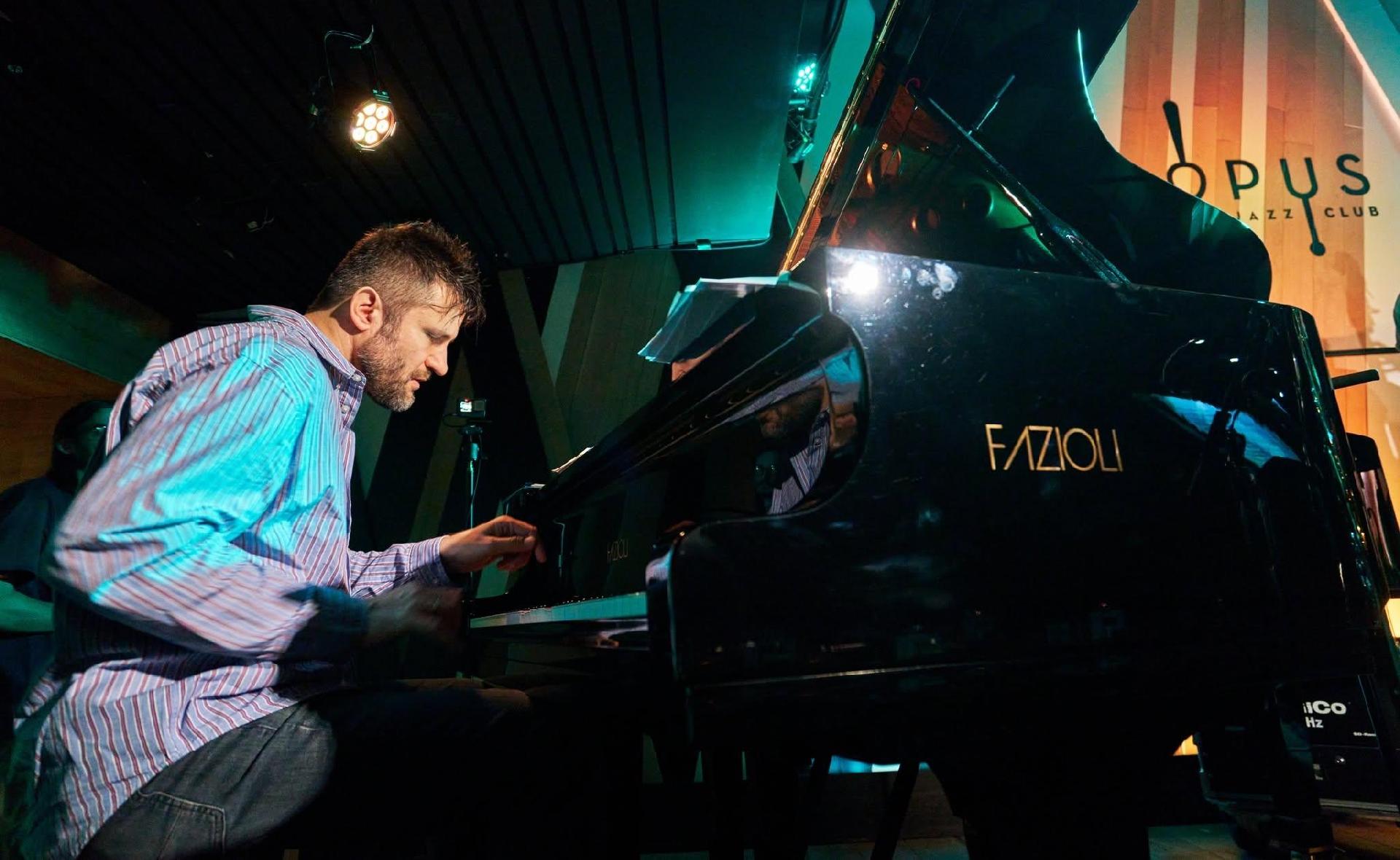 Belgisch-Hongaarse Jazzclub met Dániel Szabó