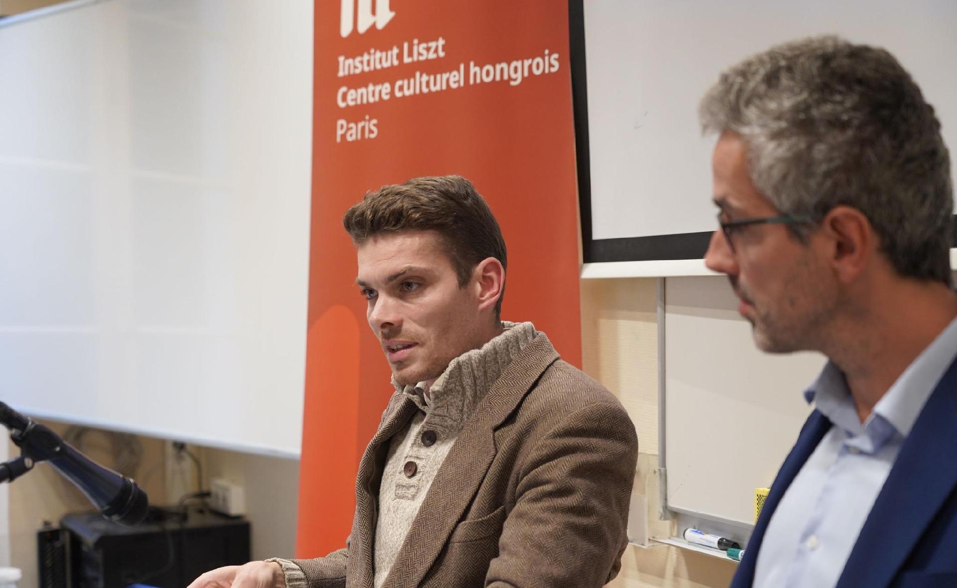 François Nollé (à gauche) et Ákos Cseke (à droite)