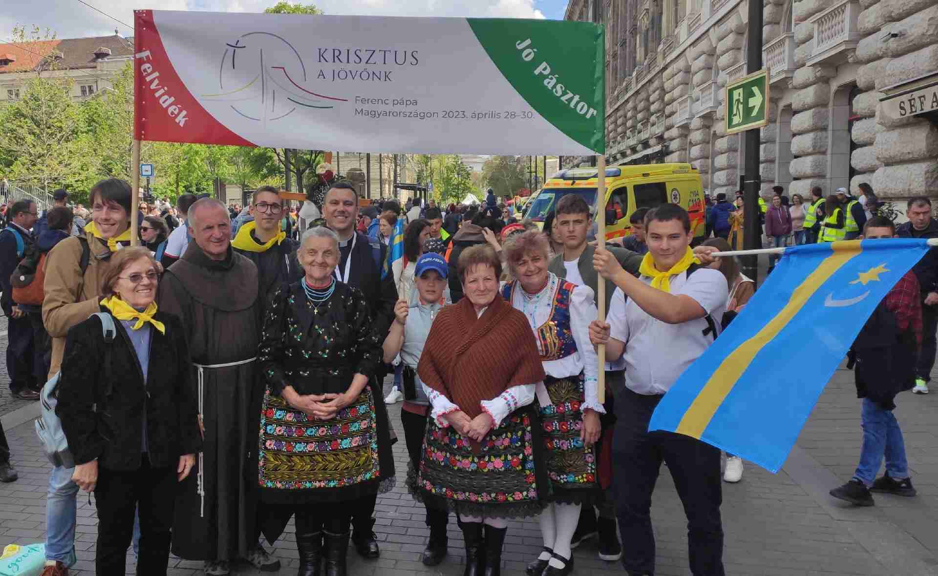 Pápalátogatás Budapesten szlovákiai magyarokkal

